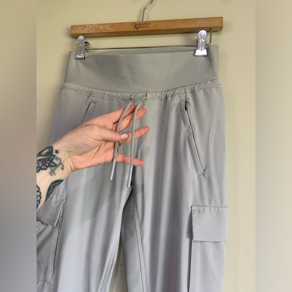 Athleta sutton jogger in stone - Picture 5 of 9